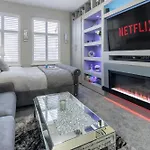 Diamond Studio Luxury Flat For 3 - Super Fast Wifi