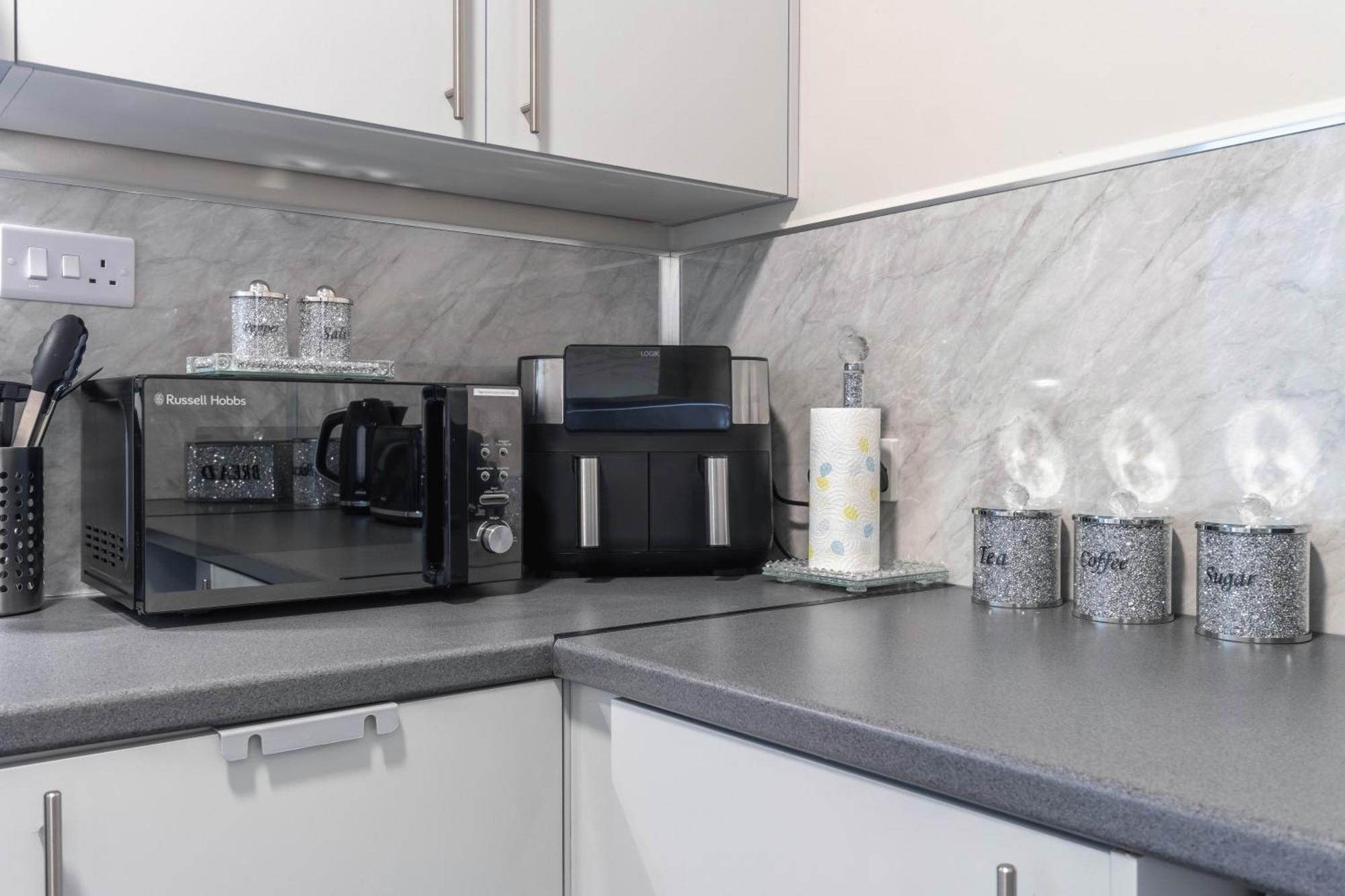 Diamond Luxury Flat For 3 - Super Fast Wifi Apartment *