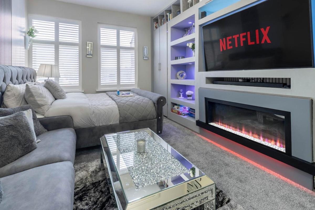 Diamond Luxury Flat For 3 - Super Fast Wifi Apartment
